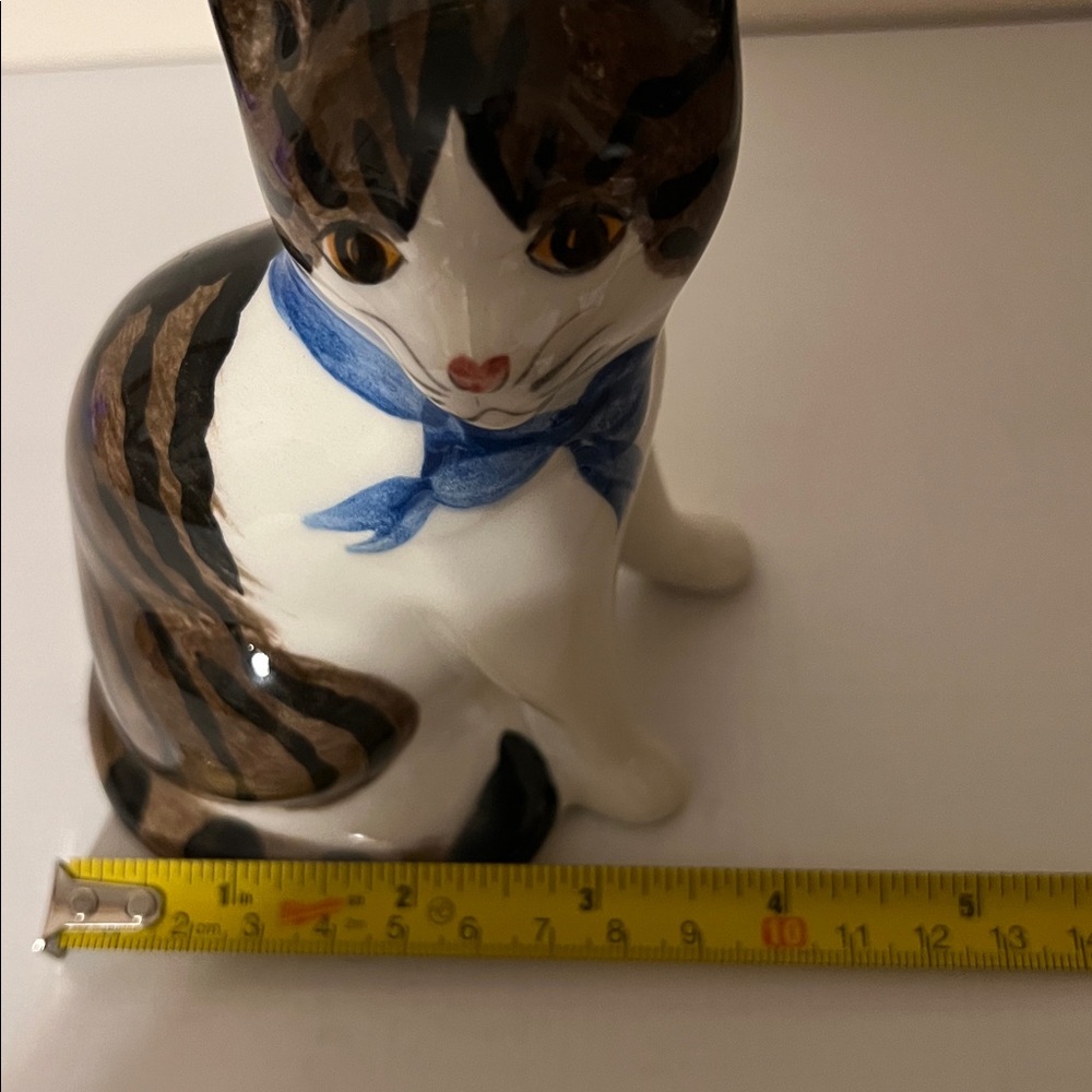Vintage Ceramic Tabby Cat Figurine with Blue Scarf by N.S. Gustin Hand painted - Picture 8 of 10